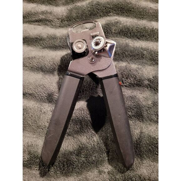 OXO Softworks Can Opener - Picture 3 of 4